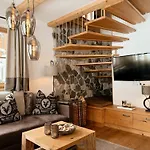 Wildrose Chalet *