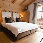 Chalet Wildrose *
